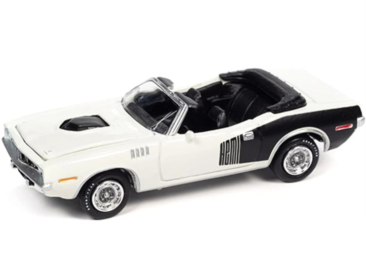 Johnny Lightning Diecast 1/64 1971 Plymouth Barracuda Convertible Sno White
