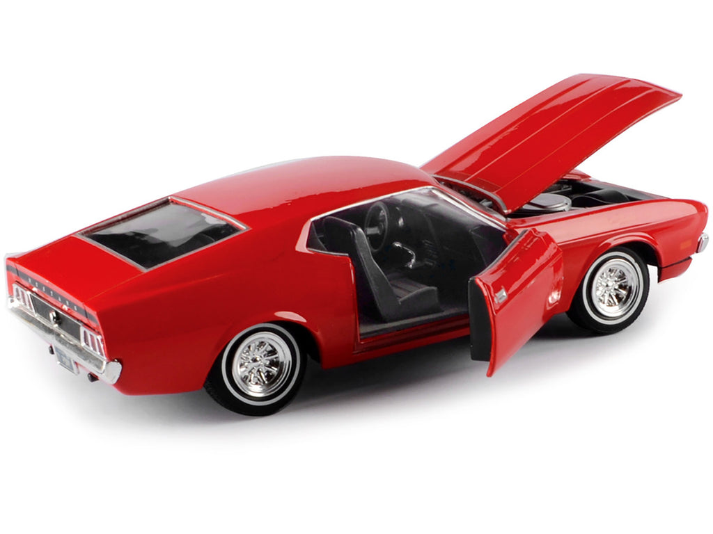 Motormax Diecast 1/24 1971 Ford Mustang Sportsroof Red